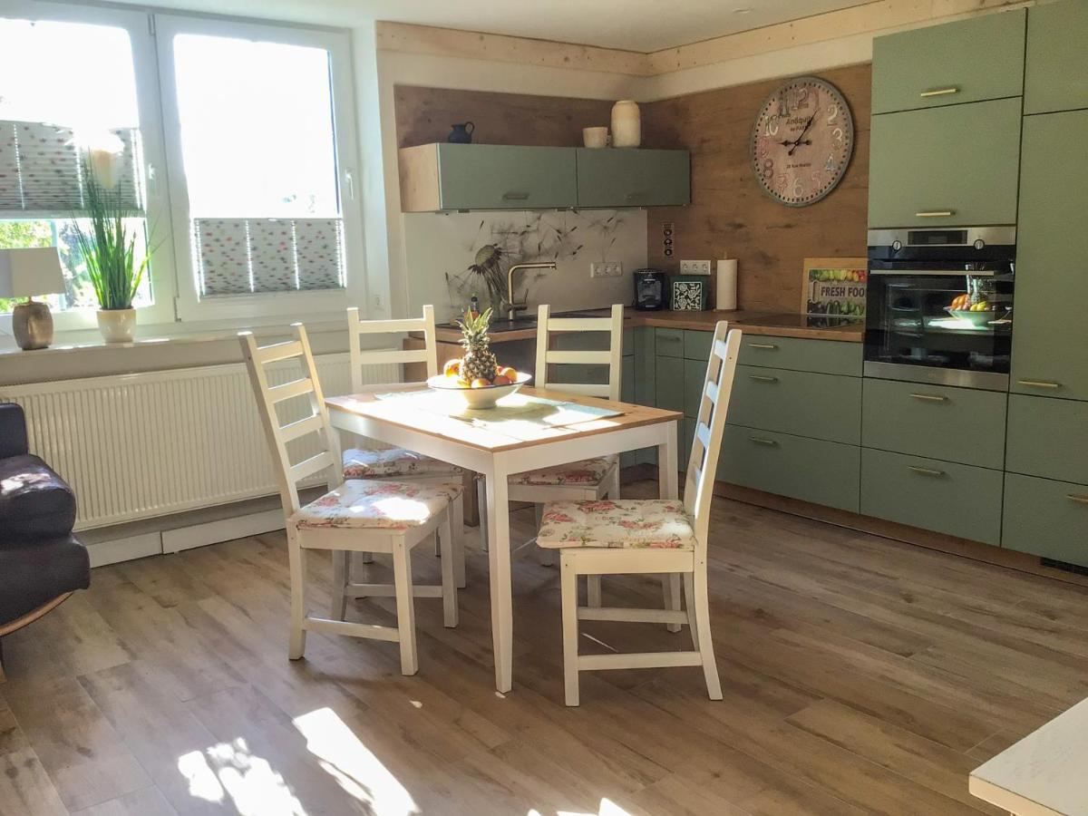 Ferienwohnung Schubertstrasse マルヒョー エクステリア 写真